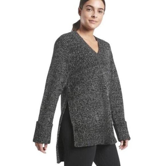 Athleta Women Shasta V-neck Oversized Chunky Sweater Sz XS High Low Side Slits - Picture 1 of 11